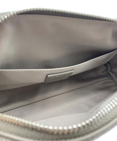 BEARDSLEY（ビアズリー）BEARDSLEY (ビアズリー) レザーショルダーバッグ ベージュの古着・服飾アイテム