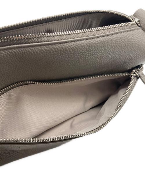 BEARDSLEY（ビアズリー）BEARDSLEY (ビアズリー) レザーショルダーバッグ ベージュの古着・服飾アイテム