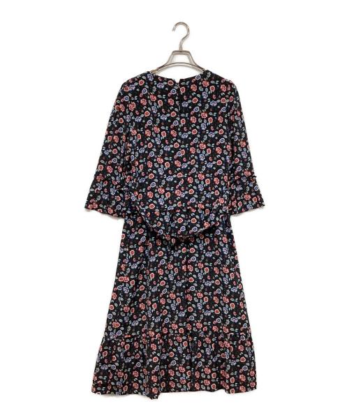 TO BE CHIC（トゥービーシック）TO BE CHIC (トゥービーシック) フラワーボウタイワンピース ブラック サイズ:42の古着・服飾アイテム