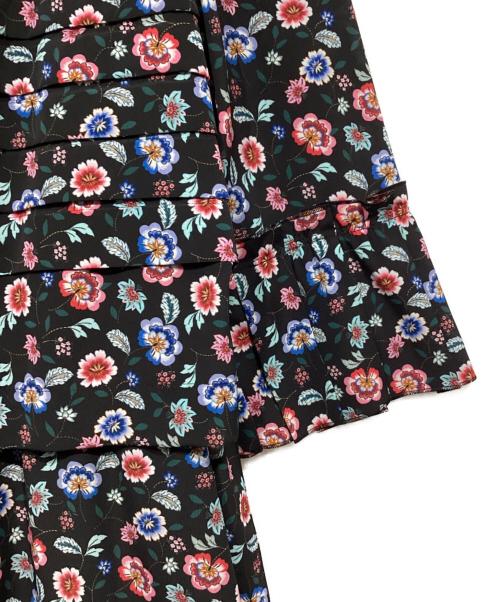 TO BE CHIC（トゥービーシック）TO BE CHIC (トゥービーシック) フラワーボウタイワンピース ブラック サイズ:42の古着・服飾アイテム