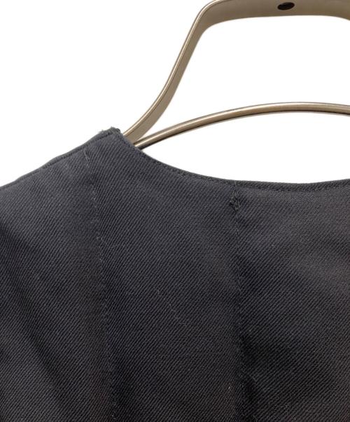 RockyMountainFeatherBed（ロッキーマウンテンフェザーベッド）RockyMountainFeatherBed (ロッキーマウンテンフェザーベッド) ダウンベスト ネイビー サイズ:Mの古着・服飾アイテム