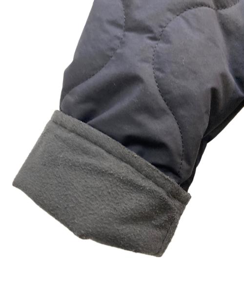 Traditional Weatherwear（トラディショナルウェザーウェア）Traditional Weatherwear (トラディショナルウェザーウェア) 中綿プルオーバージャケット ネイビー サイズ:Mの古着・服飾アイテム