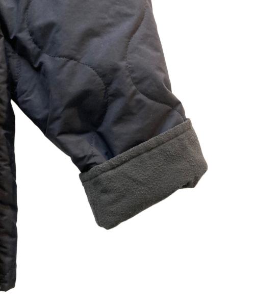 Traditional Weatherwear（トラディショナルウェザーウェア）Traditional Weatherwear (トラディショナルウェザーウェア) 中綿プルオーバージャケット ネイビー サイズ:Mの古着・服飾アイテム