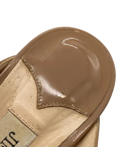 JIMMY CHOO（ジミーチュウ）JIMMY CHOO (ジミーチュウ) ストラップ付き Ballet Pink パテント レザー ミュール ベージュ サイズ:37の古着・服飾アイテム