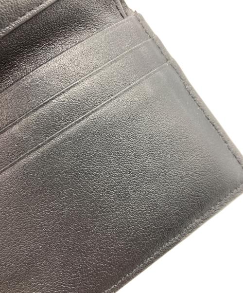 JIMMY CHOO（ジミーチュウ）JIMMY CHOO (ジミーチュウ) ビジュー3つ折り財布 ブラックの古着・服飾アイテム