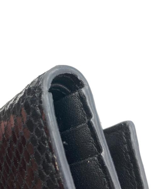 JIMMY CHOO（ジミーチュウ）JIMMY CHOO (ジミーチュウ) ビジュー3つ折り財布 ブラックの古着・服飾アイテム