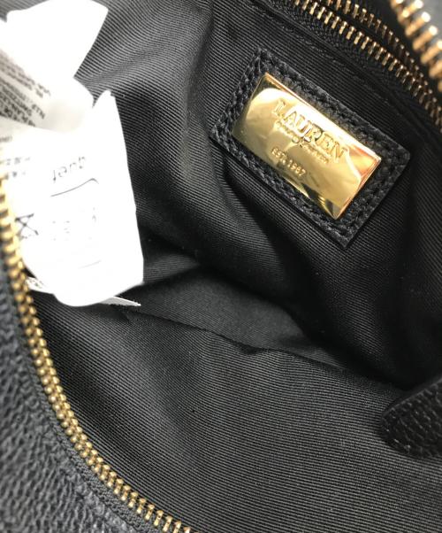 LAUREN RALPH LAUREN（ローレンラルフローレン）LAUREN RALPH LAUREN (ローレンラルフローレン) ロゴストラップショルダーバッグ ブラックの古着・服飾アイテム