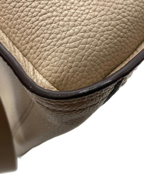 MARC JACOBS（マークジェイコブズ）MARC JACOBS (マークジェイコブズ) クルーザー レザー ラージ サッチェル バッグレザーバッグ ベージュの古着・服飾アイテム