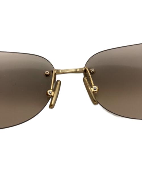 MIU MIU（ミュウミュウ）MIU MIU (ミュウミュウ) 夜明けのサングラス ゴールド サイズ:75□14 110の古着・服飾アイテム