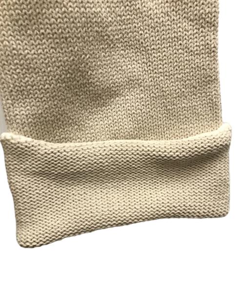 KITH（キス）KITH (キス) Emi Crest Sweater ベージュ サイズ:Sの古着・服飾アイテム