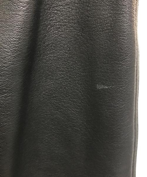 BACCA（バッカ）BACCA (バッカ) ソフトシープレザー セミワイドストレートパンツ ブラック サイズ:32の古着・服飾アイテム