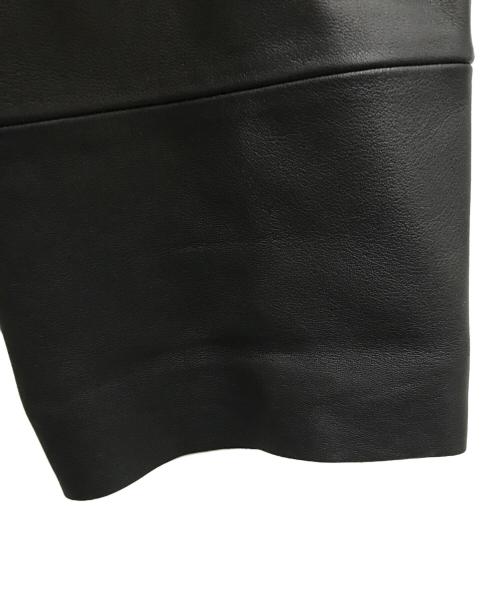 BACCA（バッカ）BACCA (バッカ) ソフトシープレザー セミワイドストレートパンツ ブラック サイズ:32の古着・服飾アイテム