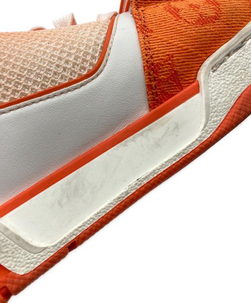 LOUIS VUITTON（ルイ ヴィトン）LOUIS VUITTON (ルイ ヴィトン) LVトレイナー ライン オレンジ×ホワイト サイズ:9 1/2の古着・服飾アイテム