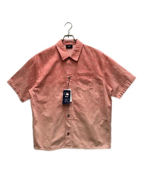 MLB（エムエルビー）MLB (エムエルビー) Classic Monogram Gradient Denim Shirt ピンク サイズ:Mの古着・服飾アイテム