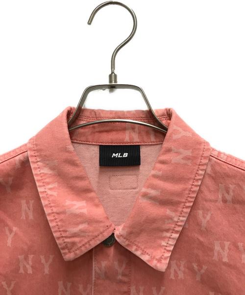 MLB（エムエルビー）MLB (エムエルビー) Classic Monogram Gradient Denim Shirt ピンク サイズ:Mの古着・服飾アイテム