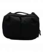 Incaseインケース）の古着「Tracks Sling 7L」｜ブラック