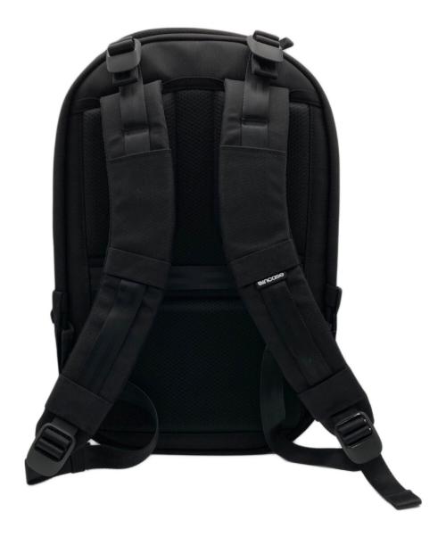 Incase（インケース）Incase (インケース) Tracks Back Pack 18L ブラックの古着・服飾アイテム