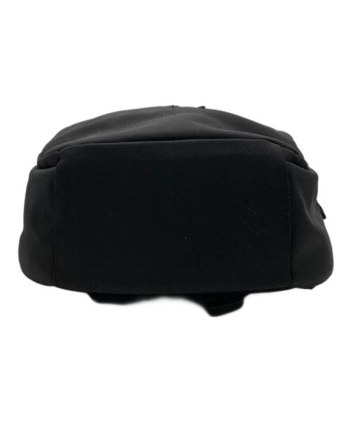 Incase（インケース）Incase (インケース) Tracks Back Pack 18L ブラックの古着・服飾アイテム