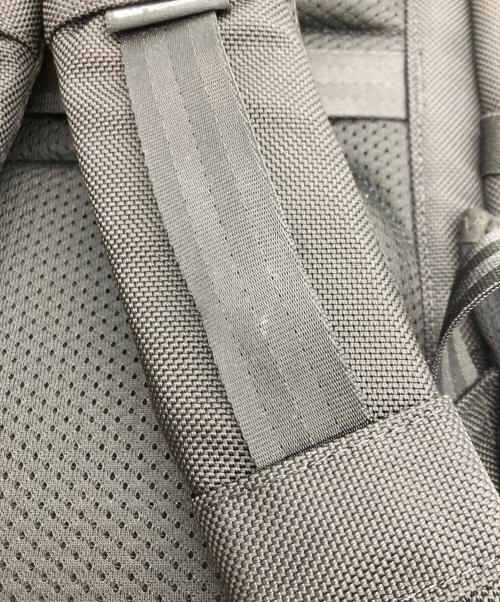 Incase（インケース）Incase (インケース) Tracks Back Pack 18L ブラックの古着・服飾アイテム