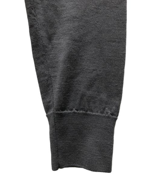 JOHN SMEDLEY（ジョンスメドレー）JOHN SMEDLEY (ジョンスメドレー) メリノウールVネックニット グレー サイズ:Sの古着・服飾アイテム