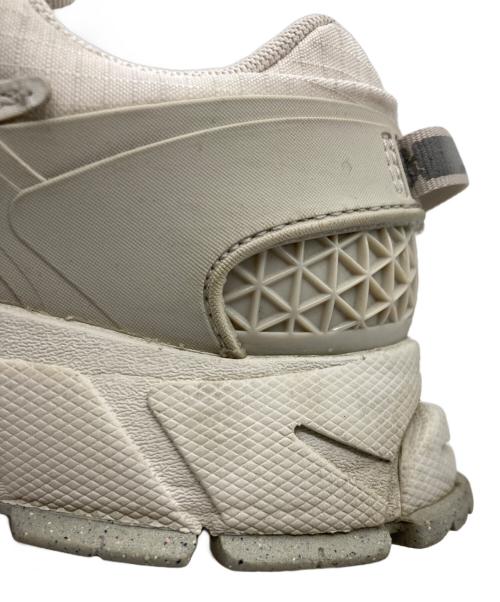 NIKE（ナイキ）NIKE (ナイキ) WMNS ZOOM VOMERO ROAM グレー サイズ:24cmの古着・服飾アイテム