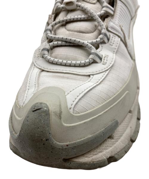 NIKE（ナイキ）NIKE (ナイキ) WMNS ZOOM VOMERO ROAM グレー サイズ:24cmの古着・服飾アイテム