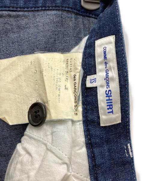 COMME des GARCONS SHIRT（コムデギャルソンシャツ）COMME des GARCONS SHIRT (コムデギャルソンシャツ) ホワイトステッチストレートデニムパンツ インディゴ サイズ:XSの古着・服飾アイテム