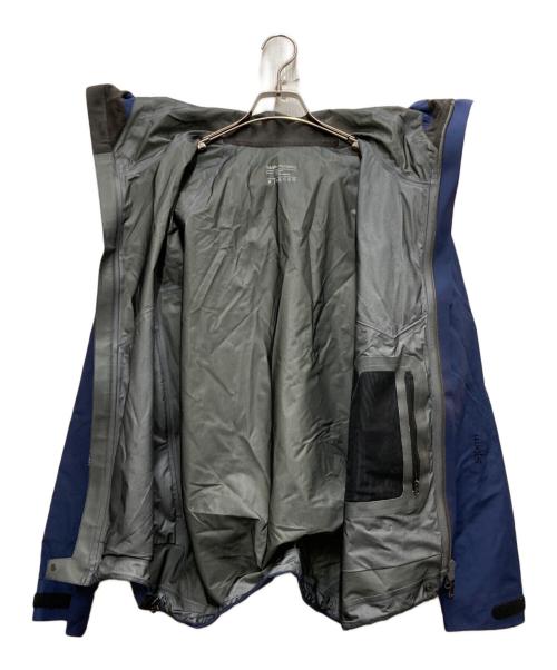 tilak（ティラック）tilak (ティラック) ストームジャケット ネイビー サイズ:Mの古着・服飾アイテム