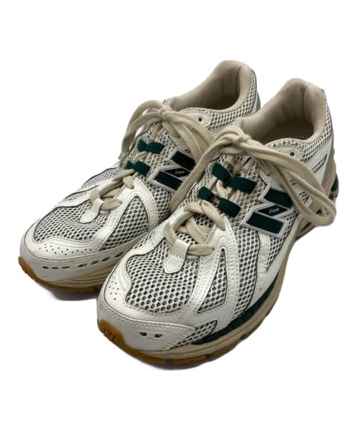 NEW BALANCE（ニューバランス）NEW BALANCE (ニューバランス) スニーカー ベージュ サイズ:US 8 1/2の古着・服飾アイテム