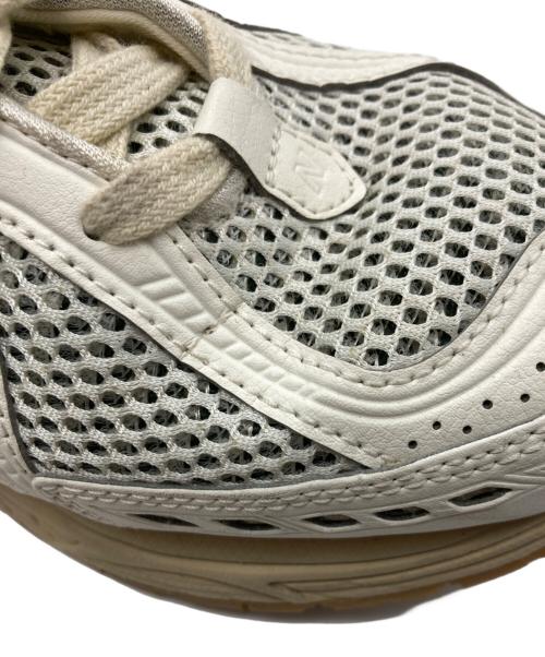 NEW BALANCE（ニューバランス）NEW BALANCE (ニューバランス) スニーカー ベージュ サイズ:US 8 1/2の古着・服飾アイテム