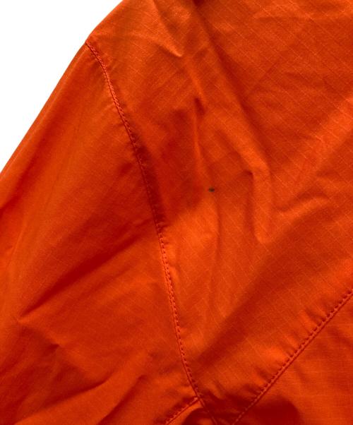 ARC'TERYX（アークテリクス）ARC'TERYX (アークテリクス) SQUAMISH HOODY オレンジ サイズ:Sの古着・服飾アイテム