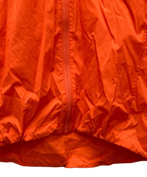 ARC'TERYX（アークテリクス）ARC'TERYX (アークテリクス) SQUAMISH HOODY オレンジ サイズ:Sの古着・服飾アイテム