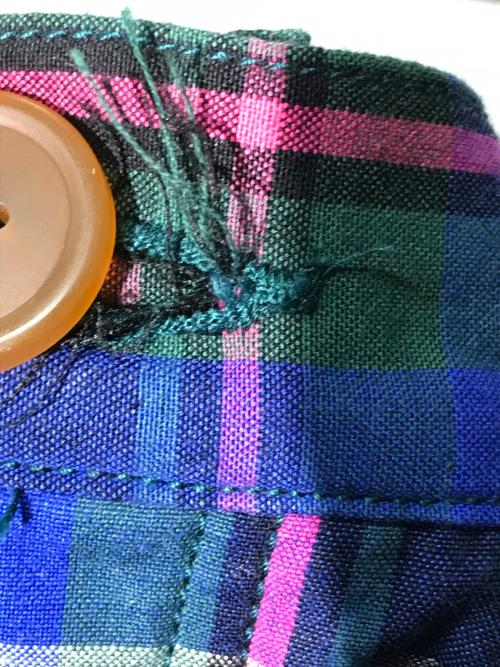 Vivienne Westwood man（ヴィヴィアン ウェストウッド マン）Vivienne Westwood man (ヴィヴィアン ウェストウッド マン) FRONT BACK TUCK トラウザーズ ブルー サイズ:46の古着・服飾アイテム