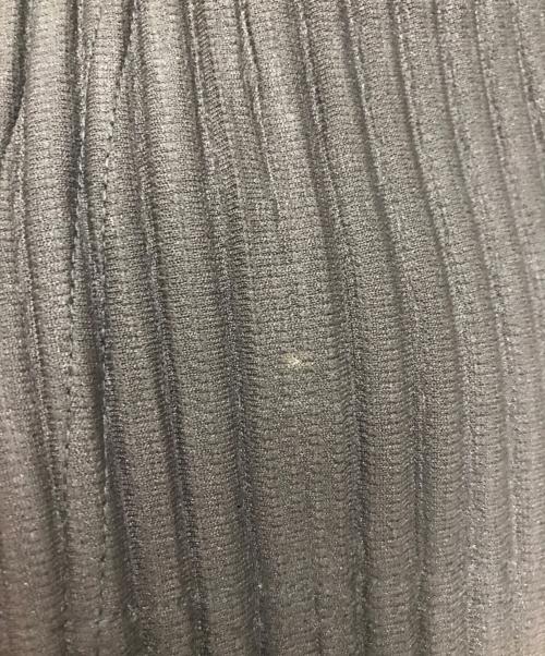 HOMME PLISSE ISSEY MIYAKE（オム プリッセ イッセイ ミヤケ）HOMME PLISSE ISSEY MIYAKE (オム プリッセ イッセイ ミヤケ) 21AW SOLID PLEATS ジャケット グレー サイズ:1の古着・服飾アイテム