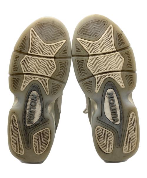 LOUIS VUITTON（ルイ ヴィトン）LOUIS VUITTON (ルイ ヴィトン) LVトレイナー・ラインスニーカー グレー×ホワイト サイズ:9 1/2の古着・服飾アイテム