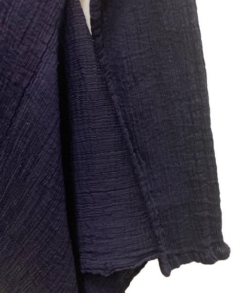 me ISSEY MIYAKE（ミーイッセイ ミヤケ）me ISSEY MIYAKE (ミーイッセイ ミヤケ) プリーツブラウス パープル サイズ:FREEの古着・服飾アイテム