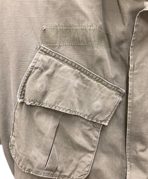 US ARMY（ユーエスアーミー）US ARMY (ユーエスアーミー) 4th ジャングルファティーグ カーキ サイズ:SMALL-LONGの古着・服飾アイテム