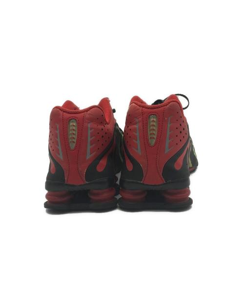 NIKE（ナイキ）NIKE (ナイキ) SHOX R4 NEYMAR レッド×グリーン サイズ:US 10の古着・服飾アイテム