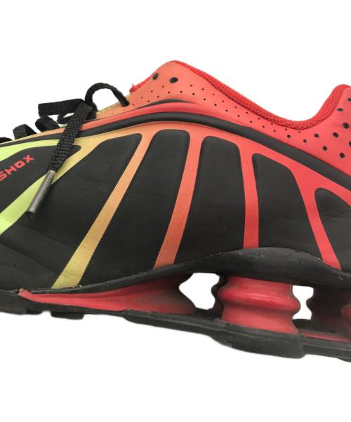 NIKE（ナイキ）NIKE (ナイキ) SHOX R4 NEYMAR レッド×グリーン サイズ:US 10の古着・服飾アイテム