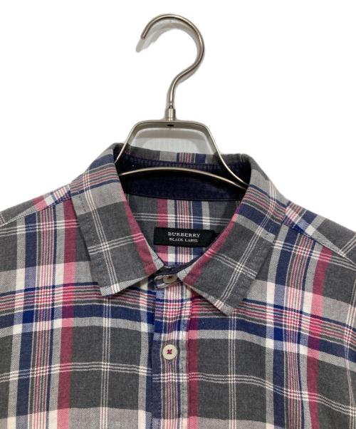 BURBERRY BLACK LABEL（バーバリーブラックレーベル）BURBERRY BLACK LABEL (バーバリーブラックレーベル) チェックシャツ レッド×グレー サイズ:2の古着・服飾アイテム