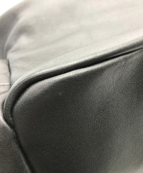 MARGE SHER WOOD（マージシャーウッド）MARGE SHER WOOD (マージシャーウッド) CITY HOBO バッグ ブラックの古着・服飾アイテム