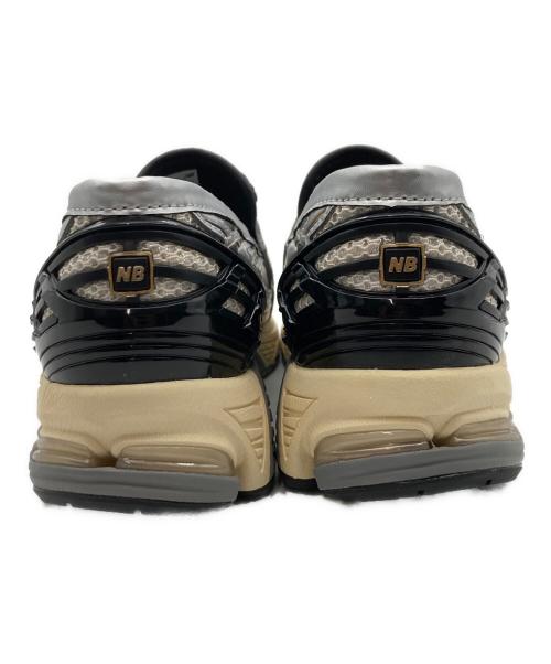 NEW BALANCE（ニューバランス）NEW BALANCE (ニューバランス) 1906 ローファースニーカー シルバー×ホワイト サイズ:US 8 1/2の古着・服飾アイテム
