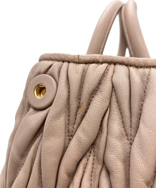 MIU MIU（ミュウミュウ）MIU MIU (ミュウミュウ) マテラッセ2WAYバッグ ピンクの古着・服飾アイテム