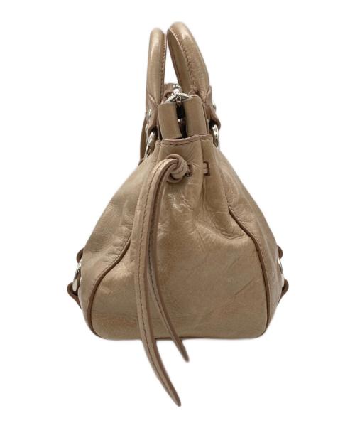 MIU MIU（ミュウミュウ）MIU MIU (ミュウミュウ) VITELLO LUX 2WAY バッグ ベージュの古着・服飾アイテム