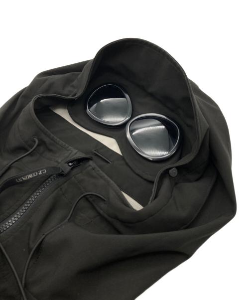 C.P COMPANY（シーピーカンパニー）C.P COMPANY (シーピーカンパニー) SOFTSHELL GOGGLE JACKET ブラック サイズ:54の古着・服飾アイテム