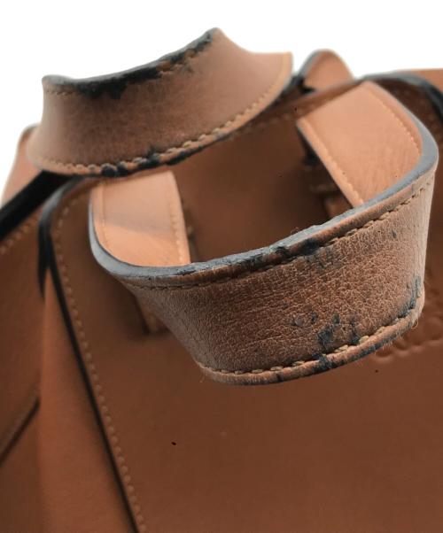 LOEWE（ロエベ）LOEWE (ロエベ) ハンモックバック スモール ブラウンの古着・服飾アイテム