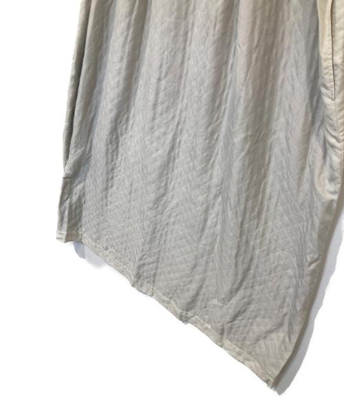 6(ROKU) BEAUTY&YOUTH（ロク ビューティーアンドユース）6(ROKU) BEAUTY&YOUTH (ロク ビューティーアンドユース) QUILTED JACQUARD DRESS　キルティングジャカードドレス ベージュ サイズ:Freeの古着・服飾アイテム