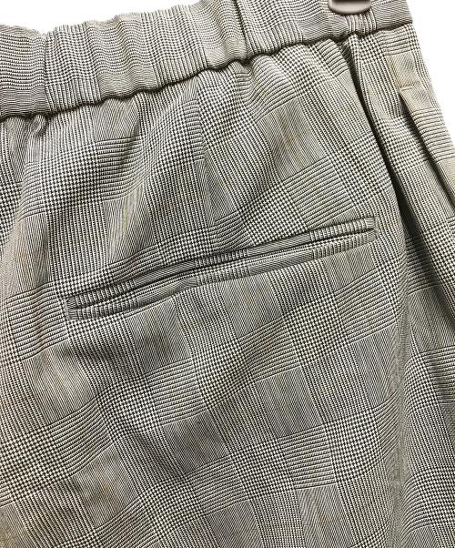 ATON（エイトン）ATON (エイトン) WOOL TROPICAL EASY TAPERED PANTS グレー サイズ:6の古着・服飾アイテム