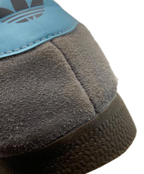 adidas（アディダス）adidas (アディダス) スニーカー グレー サイズ:US 8 1/2の古着・服飾アイテム