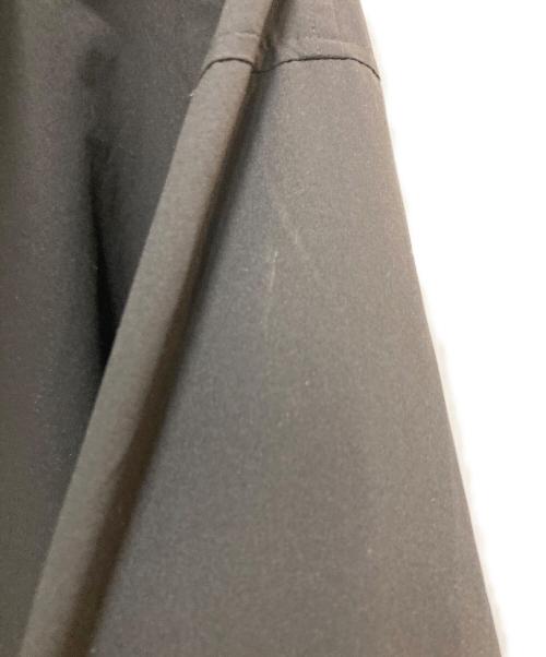 s'yte（サイト）s'yte (サイト) SOLOTEX POCKETABLE MILITARY PULLOVER ZIP HOOD JACKET ブラック サイズ:3の古着・服飾アイテム